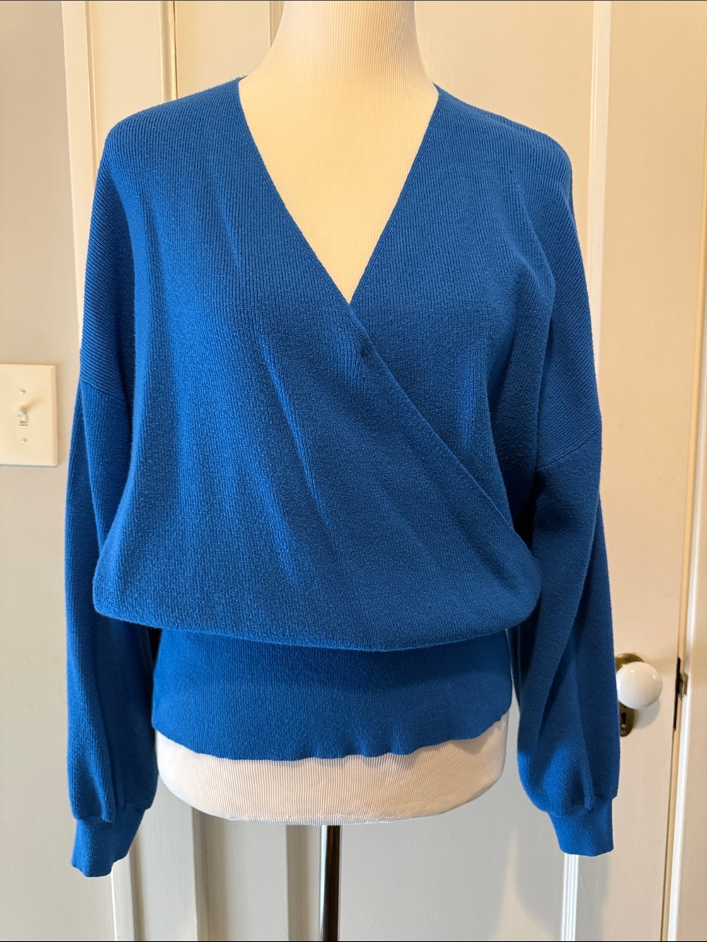 Gilli Cobalt Blue V-Neck faux Wrap Pullover knit
